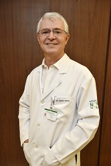 Dr. Renato Santos